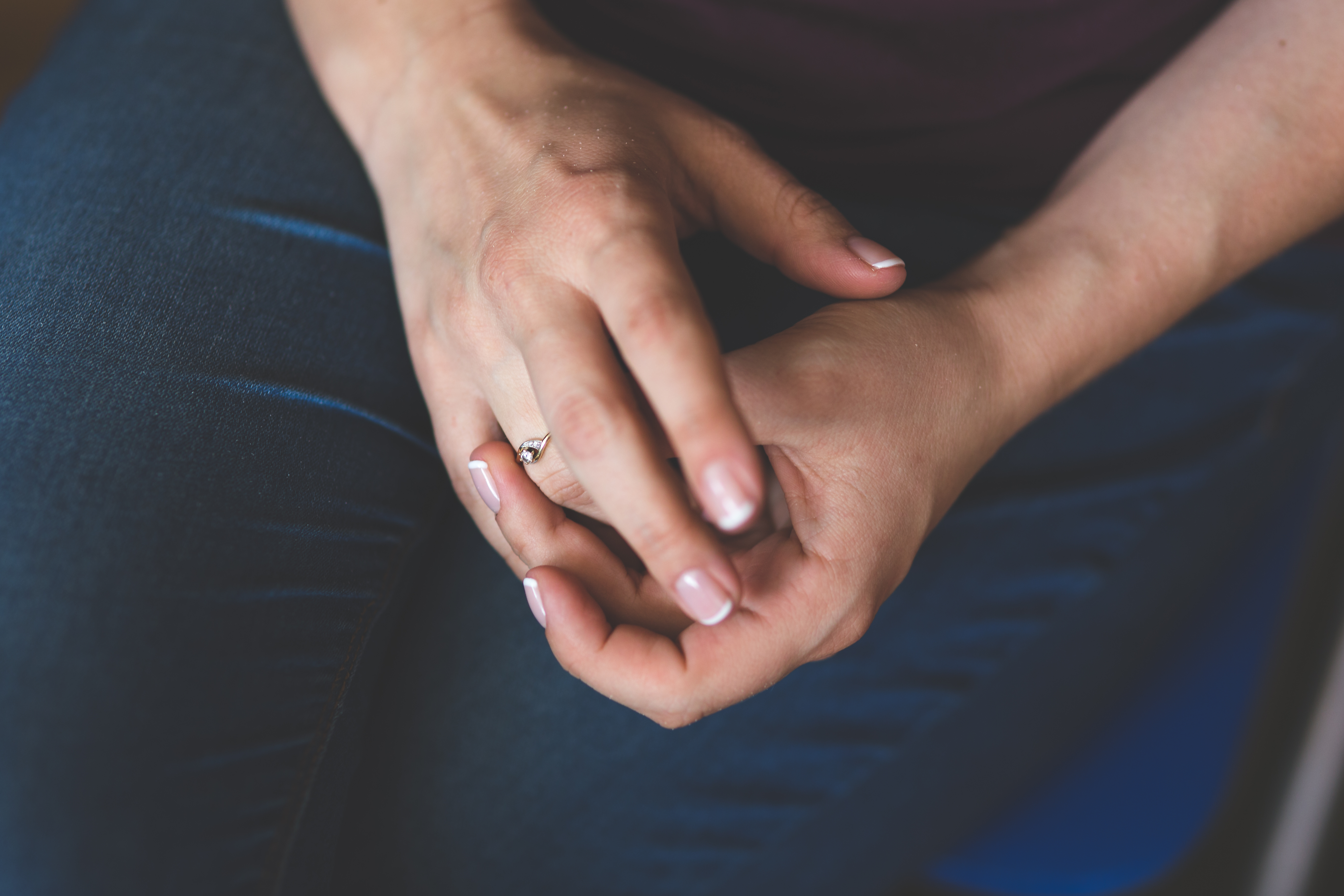 manicure, manicured hands, delicate wedding ring, small wedding ring, gold ring, small gold ring, hands, woman's hands, pretty ring