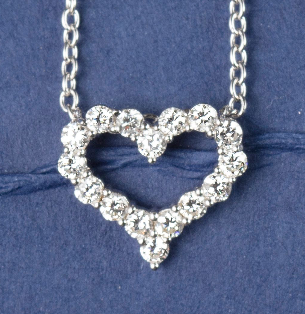 heart-shaped diamond pendant