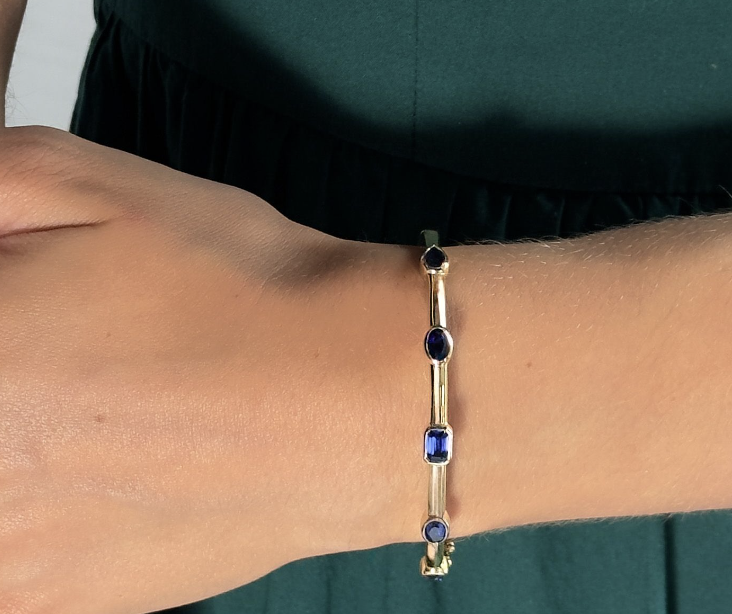 sapphire holiday bracelet