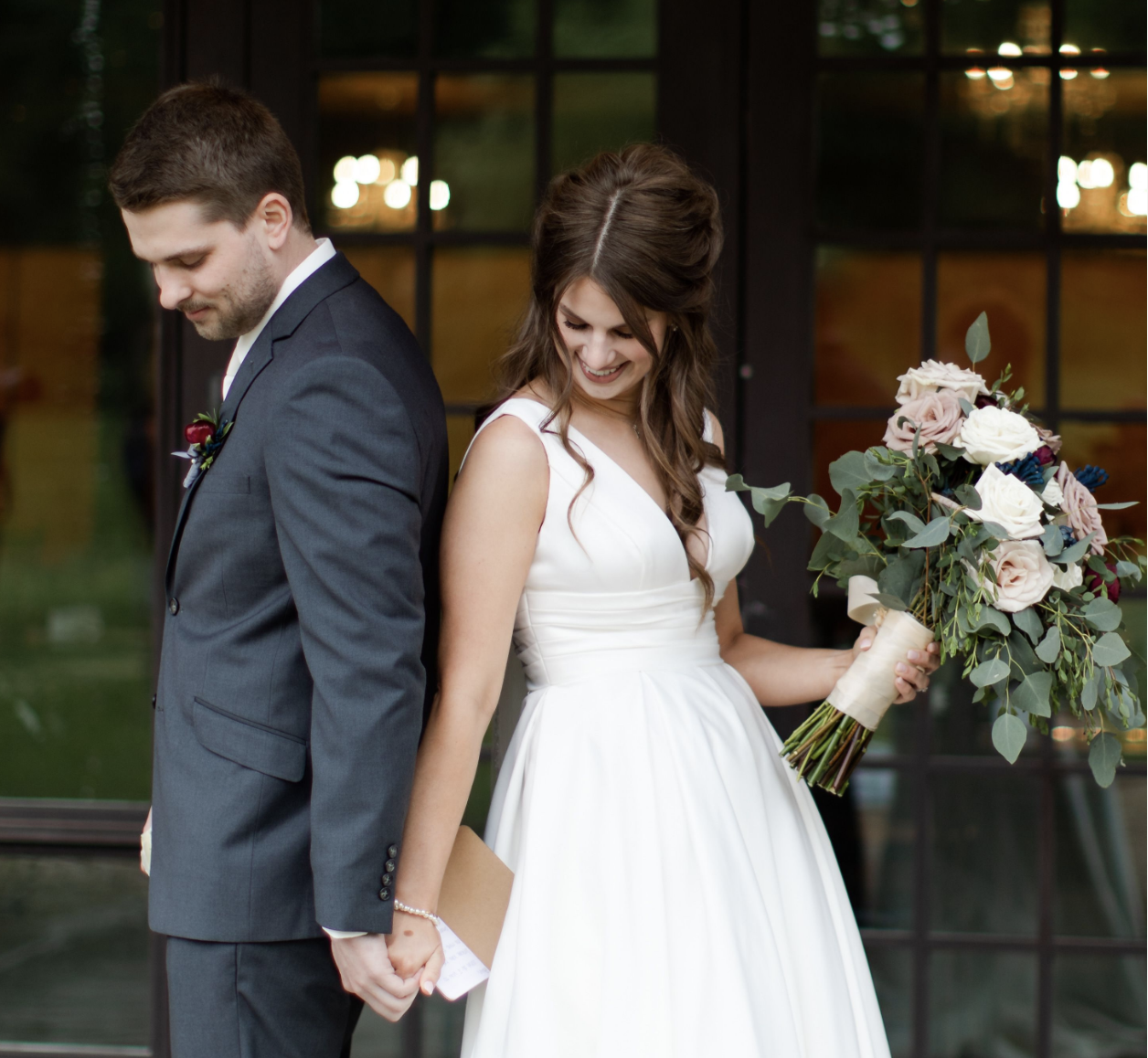 first look, wedding couple first look, bride and groom, bride and groom first look