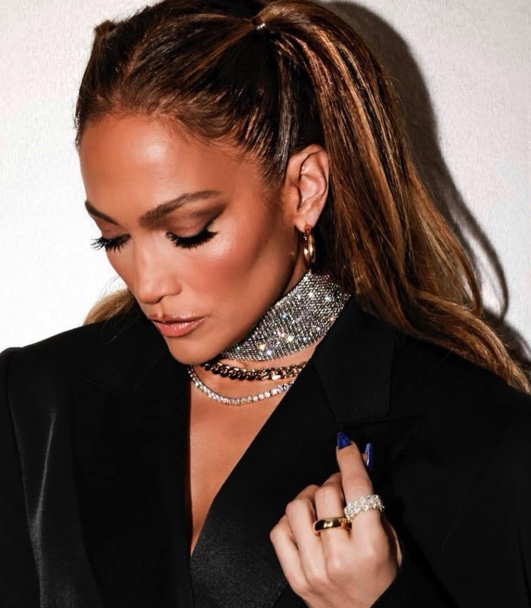 JLo wearing diamond necklaces