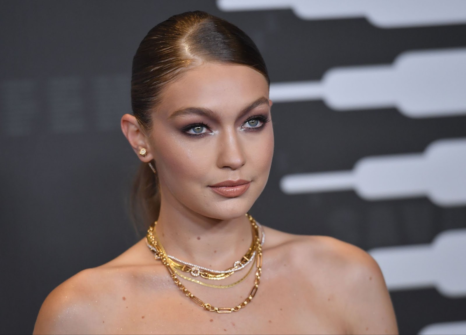 Gigi Hadid Paperclip Necklace
