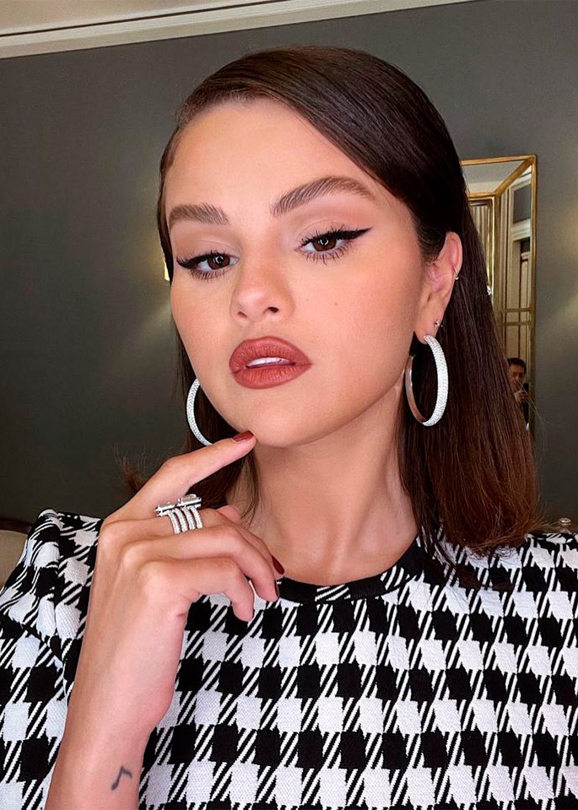Selena Gomez Houndstooth and Diamond Hoops